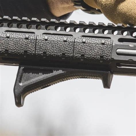 Magpul M Lok Afg Angled Fore Grip