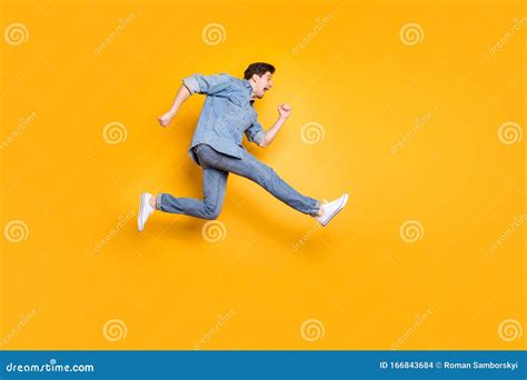 Photo Int Grale De Taille Du Corps Profil Lat Ral De L Homme Fou Magnifique Hurlait Gay Urgent