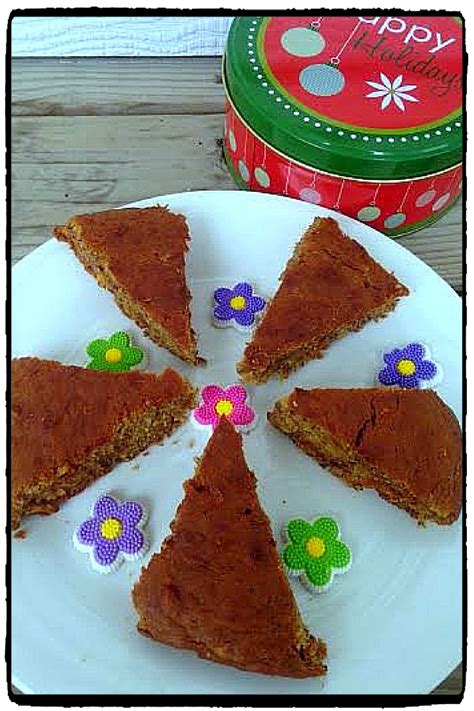 A Kaleidoscopic Dream : Vegan Banana Nut Cake