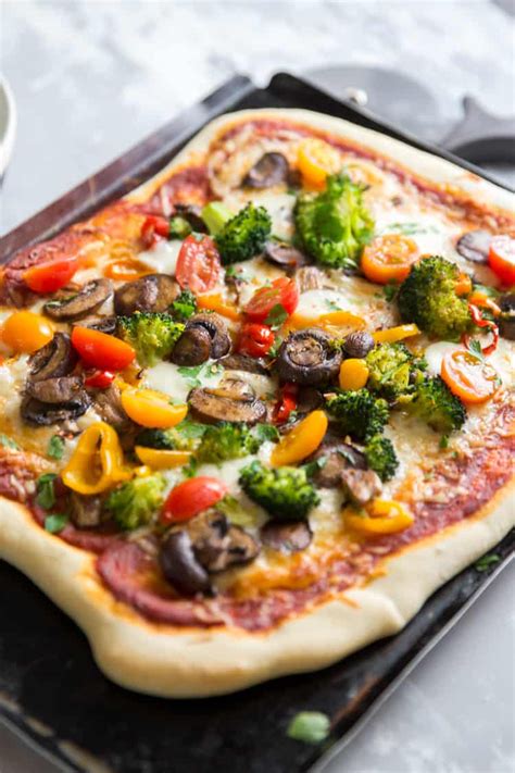 This Veggie Pizza Recipe Has A Rainbow Of Fresh Veggies It Is Quick