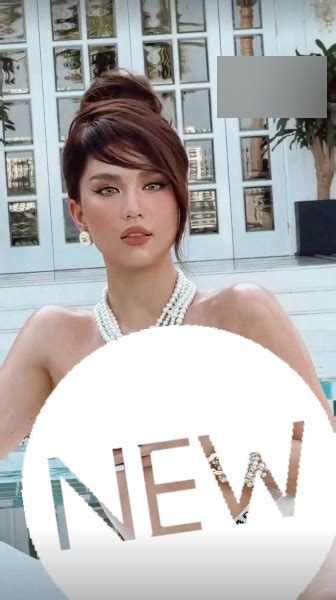 Ngọc Trinh chụp ảnh bán nude