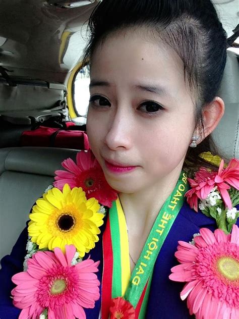 Hot girl Taekwondo Châu Tuyết Vân khoe loạt ảnh rạng rỡ ngày trở về