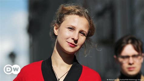 Pussy Riot в Берлине DW 12 05 2022