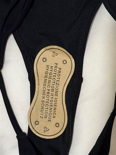 Swimsuit bikini 女裝 泳裝 泳衣 Carousell