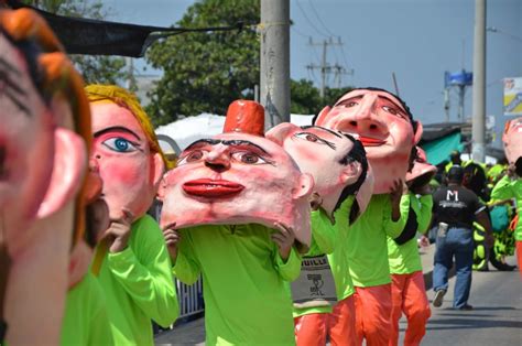 Los Cabezones Carnaval De Barranquilla