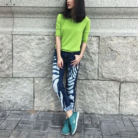 Hot Girl M C P N Ng Khi N D N T Nh Ghen V Xinh L I Di N P