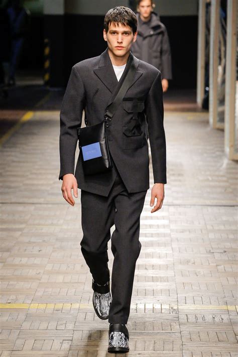 Discover the Stunning Dirk Bikkembergs Fall 2018 Menswear Collection