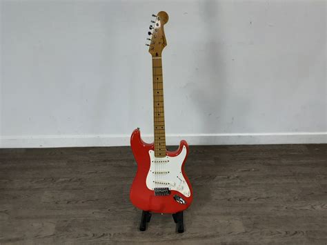 Lot 641 - FENDER STRATOCASTER ELECTRIC GUITAR,