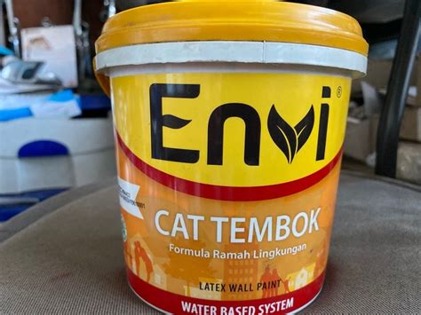 10 Merk Cat Tembok Yang Bagus Dan Tahan Lama