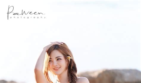 9 Foto Wanita Berparas Cantik Model Bikini Thailand