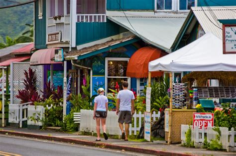 The Guide To Visiting Hanalei Kauai Aloha With Love