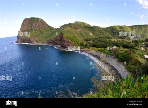 Kahakuloa bay aerial hi-res stock photography and images - Alamy