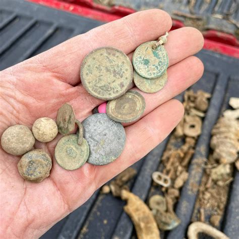 Tips From Advanced Metal Detectorists To Help You Find More Relics