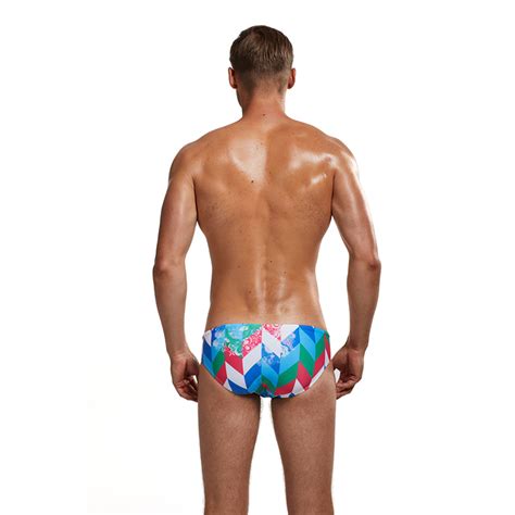 Factory Hot Sale Sexy Mens Swimwear Beachwear Triangle Swim Trunks Men Buy Swim Trunks Men
