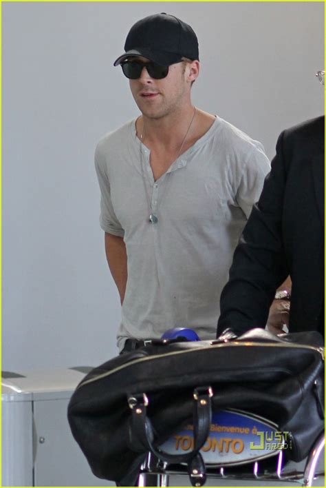 Ryan Gosling Goodbye Toronto Ryan Gosling Photo 25265401 Fanpop