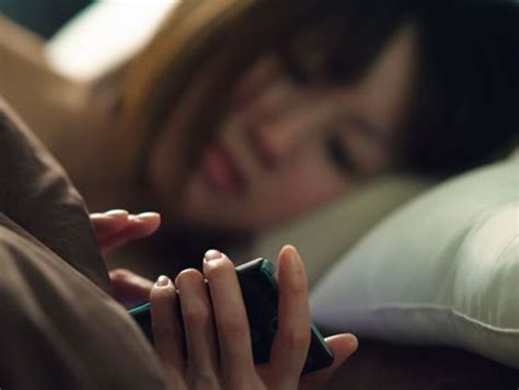 Why You Shouldnt Bring Your Smartphone To Bed