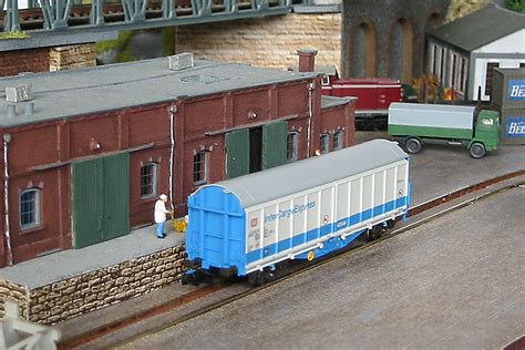 N scale shelf layout with a fine shunting puzzle!