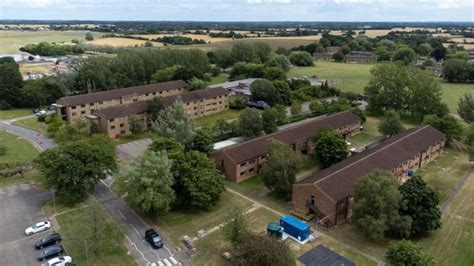 Raf Scampton Council In High Court Challenge Over Asylum Plans Bbc News