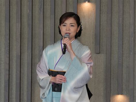 【インタビュー】石原詢子が初吟会で刺激。初心に戻って演歌と詩吟の二刀流で力強く！ オトカゼ 〜音楽の風〜