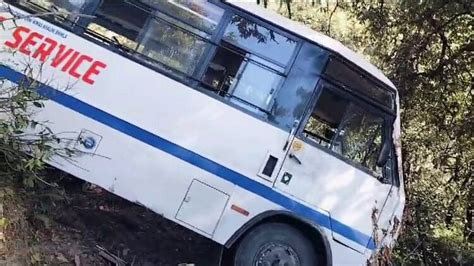 Shimla Bus Accident Private Bus Overturned In Shimla Narrow Escape For