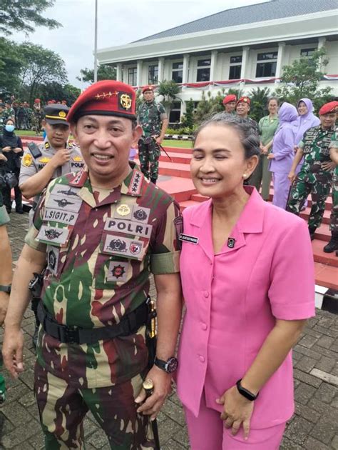 Panglima Tni Dan Kapolri Terima Brevet Komando Dari Kopassus Editor Id