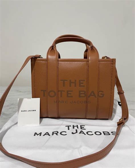 Marc Jacobs The Tote Bag Authentic Barang Mewah Tas Dompet Di Carousell