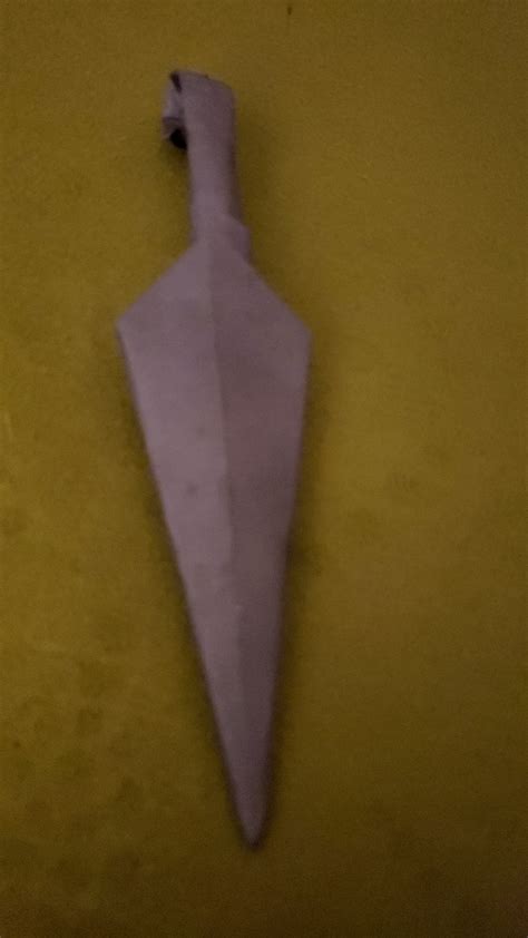 Made a fucking kunai from Naruto using paper : r/cosplayprops