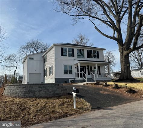 229 Gay St Royersford PA 19468 See Est Value Schools More