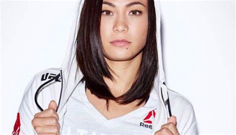 Michelle Waterson breaks down into tears following loss at UFC Tampa ...