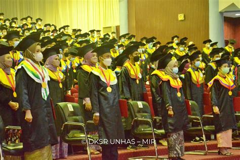 Unhas Gelar Wisuda Periode Iii Tahap Tahun Akademik Untuk