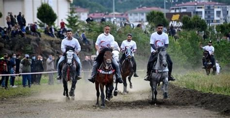 Rahvat At Yari Lari Lk Kez Cumhurba Kani Adina D Zenlencek