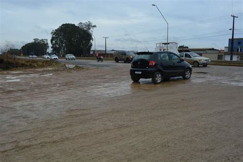 Corredor Perimetral Obras Paralisadas Acesso Sob Lama Ou