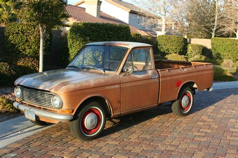 1966 Datsun pickup 520 earlier than 521 510 411 truck mini original ...