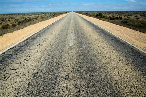 Eyre Highway - Nullarbor National Park Stock Image - Image of tourism, straight: 252822167