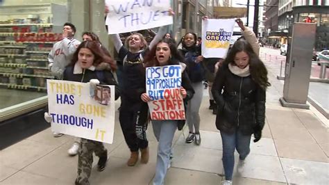 Lincoln Park High School students protest outside CPS HQ after 2 admins ...