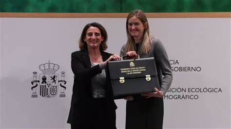 Vídeo Sara Aagesen recibe la cartera de Transición Ecológica y Reto