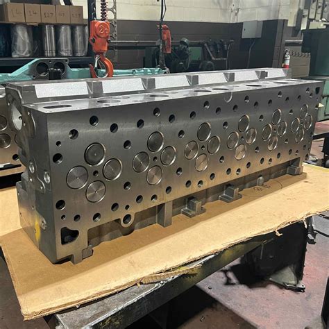 CUMMINS ISX TWIN CAM CYLINDER HEAD DOHC NEW REMAN City Engine