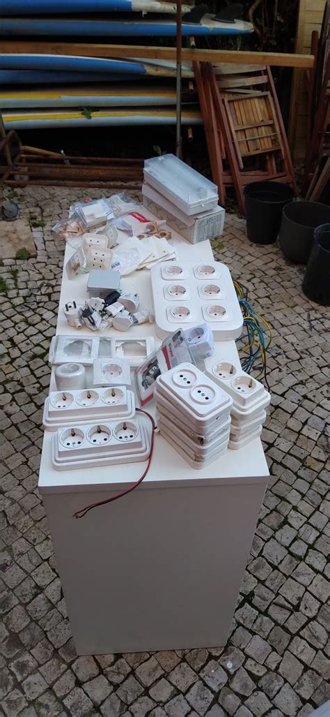 Material El Ctrico Diverso Para Despachar Cascais E Estoril Olx Portugal