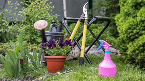 The Best Common Landscaping Tools To Get The Job Done - Picture This ...