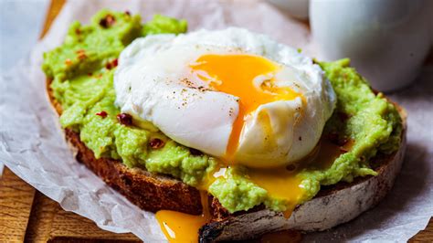 12 Mistakes That Are Killing Your Poached Eggs