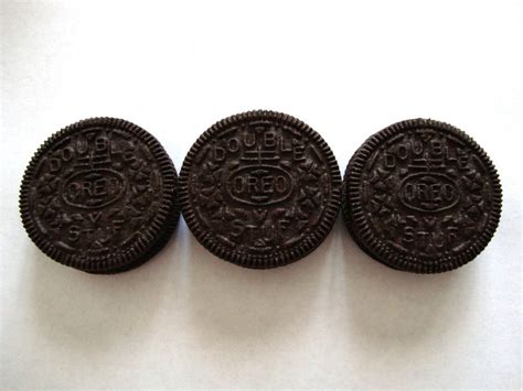 Nabisco Double Stuf Oreos | SNACKEROO