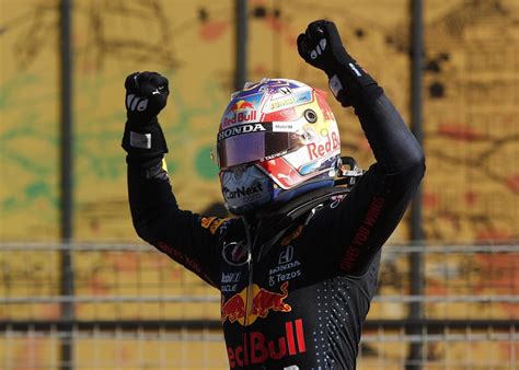 Max Verstappen Juara F1 2021 Sang Manajer Dia Bisa Jadi Lebih Baik