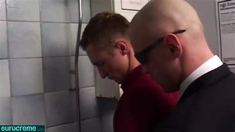 Vid Os Porno Gay Toilet Gratuites Xhamster