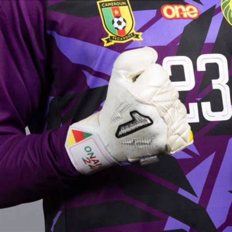 As Son Los Guantes Rinat De Andr Onana Para El Mundial Fotos