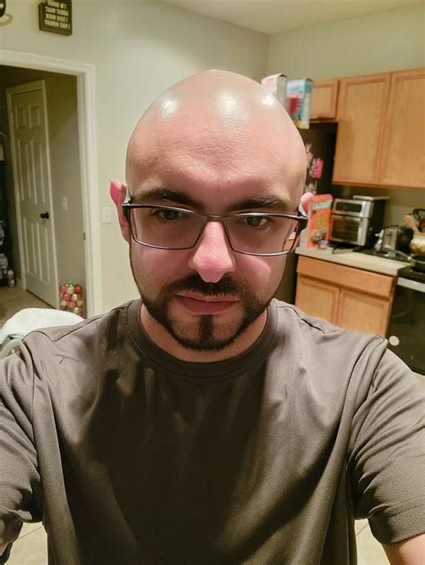 Hey Guys L Am 29 Yo And L Am Going Bald Is It Time To Shave It R Bald