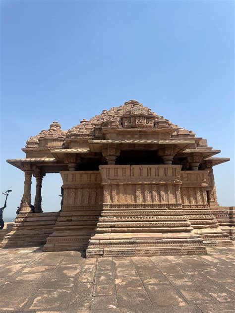 Gwalior Fort - Places in Gwalior Fort and Temples in Gwalior Fort