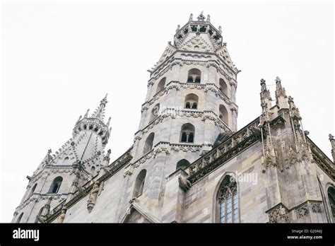 Famous cathedral in Vienna Stock Photo - Alamy