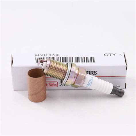 Buy 4pcs MN163236 FR6EI Iridium Spark Plug for Mitsubishi Outlander ...