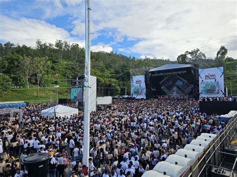 Concierto Chavista Para Estudiantes En El Poliedro De Caracas Culmin