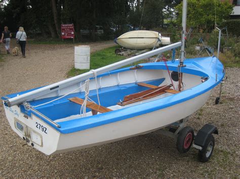 Enterprise Sailing Dinghy Grp With Combi Trailer In Norwich